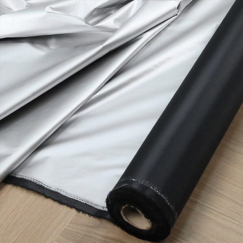 Sewing Cloth - 1m zwart zilver gecoate verduisterende stof,